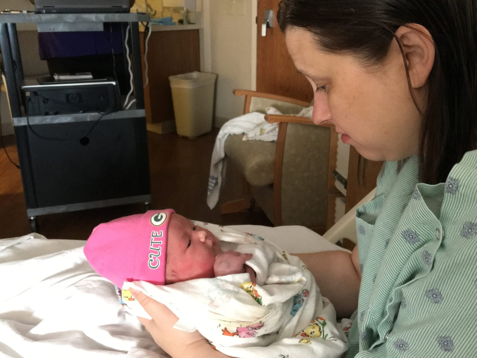 qfzOHFktfp-3000x3000